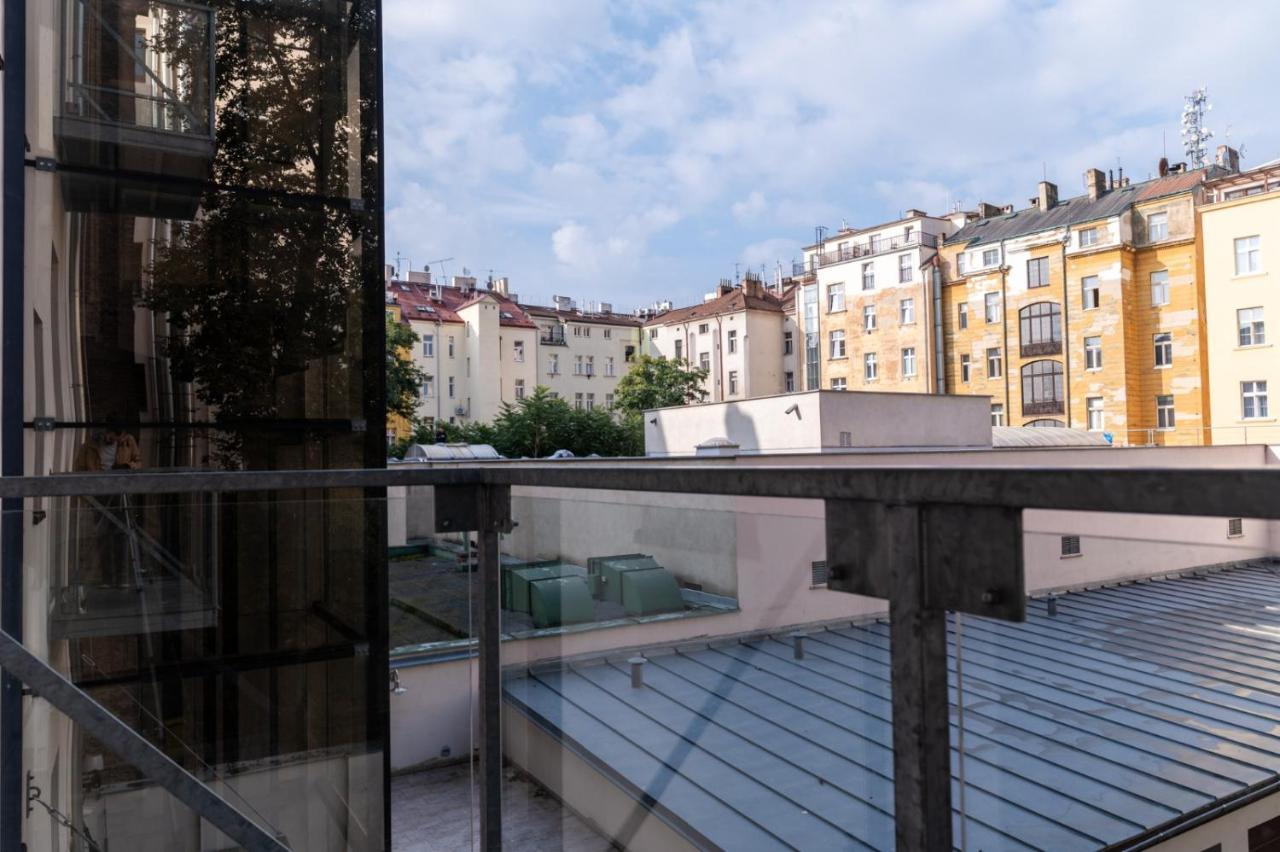 Designed Apartment Next To Vaclav Square With Terrace And Private Garage Prag Exteriör bild