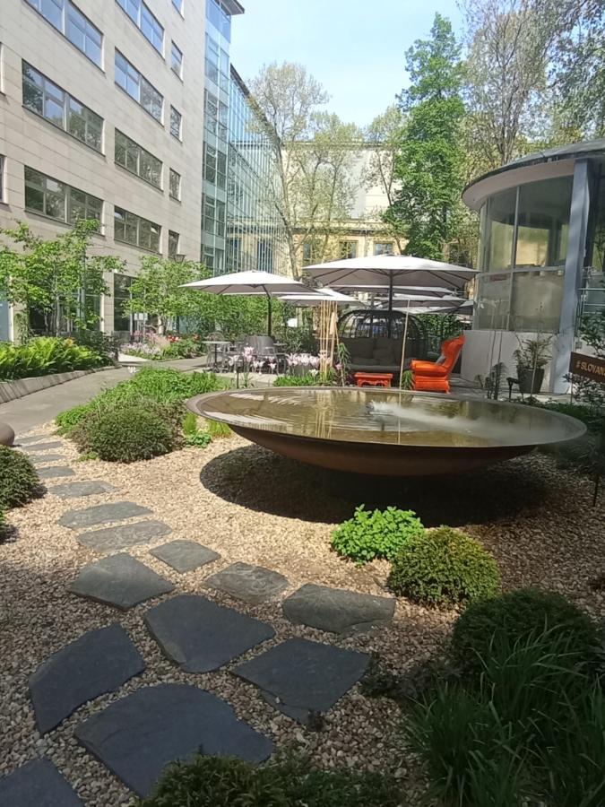Designed Apartment Next To Vaclav Square With Terrace And Private Garage Prag Exteriör bild